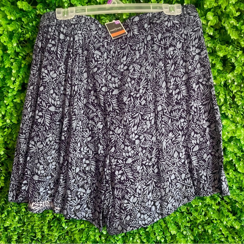 West Loop Size L/XL Blue & Black Floral Palazzo Shorts NWT Summer Resort Wear - Picture 7 of 11